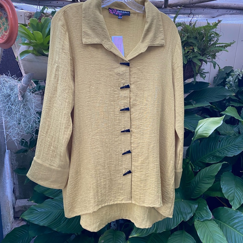 Yellow Gold Button Down Women's Top NWT
